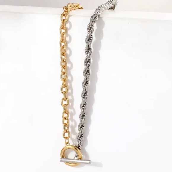 🤍Insta twist chain choker necklace - Picture 3 of 6